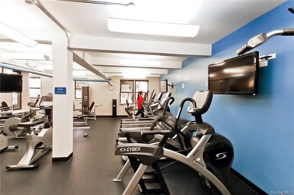 4 Bed 2 Bath Property, New York • 1,600 Sq Ft