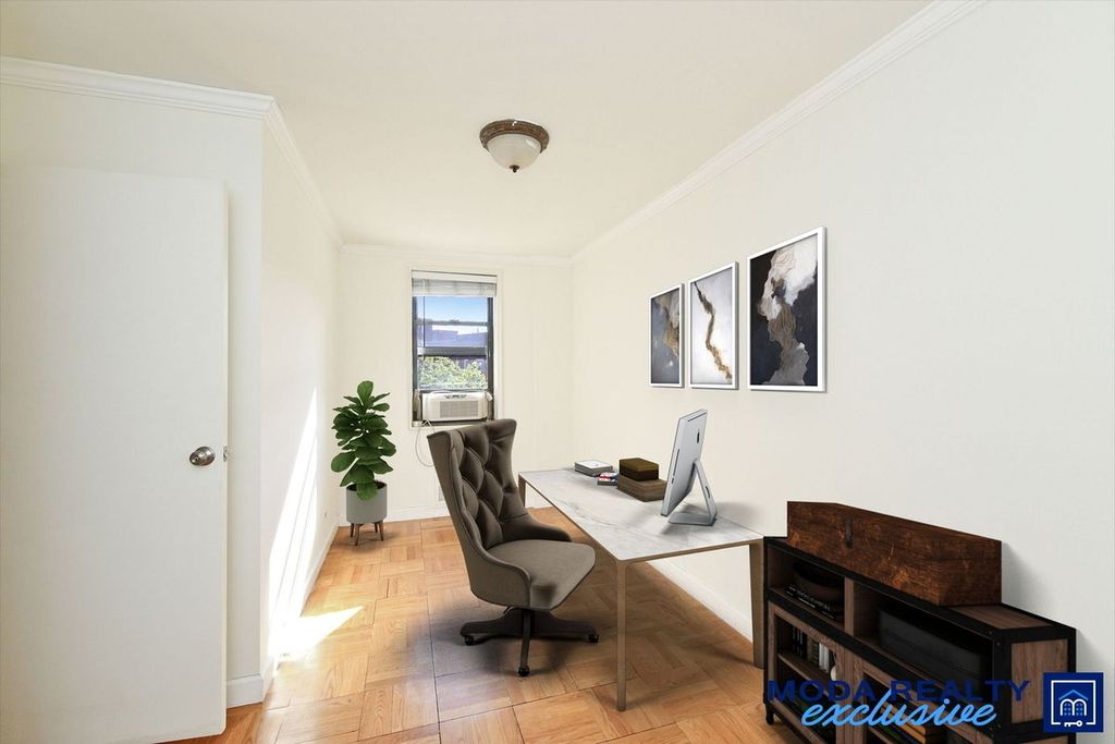 4 Bed 2 Bath Property, New York • 1,600 Sq Ft