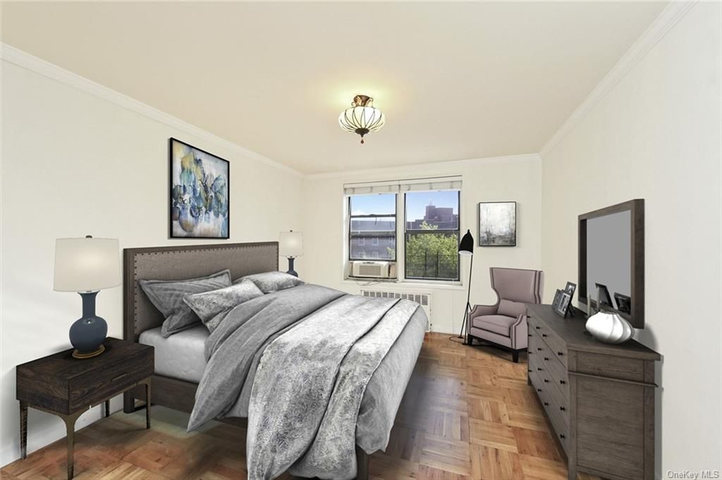 4 Bed 2 Bath Property, New York • 1,600 Sq Ft
