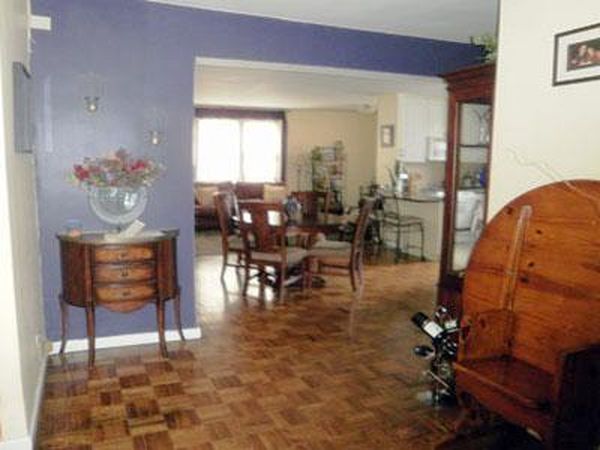 2 Bed 2 Bath Property, New York • 1,250 Sq Ft