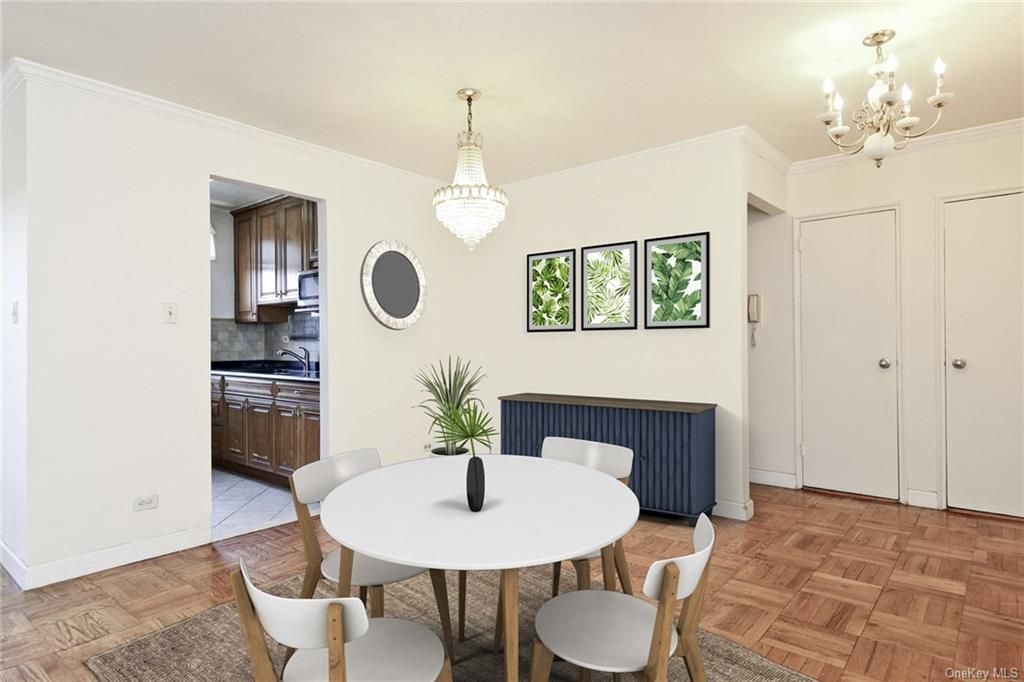 4 Bed 2 Bath Property, New York • 1,600 Sq Ft