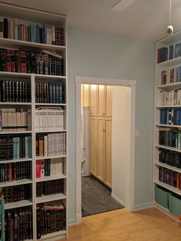 4 Bed 2 Bath Property, New York • 1,700 Sq Ft