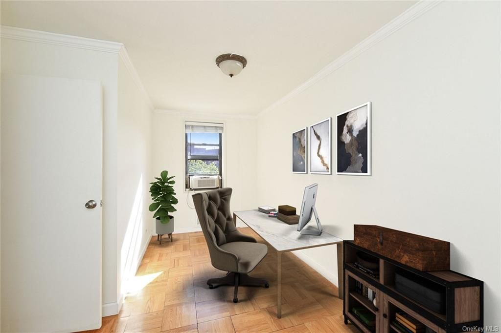 4 Bed 2 Bath Property, New York • 1,600 Sq Ft