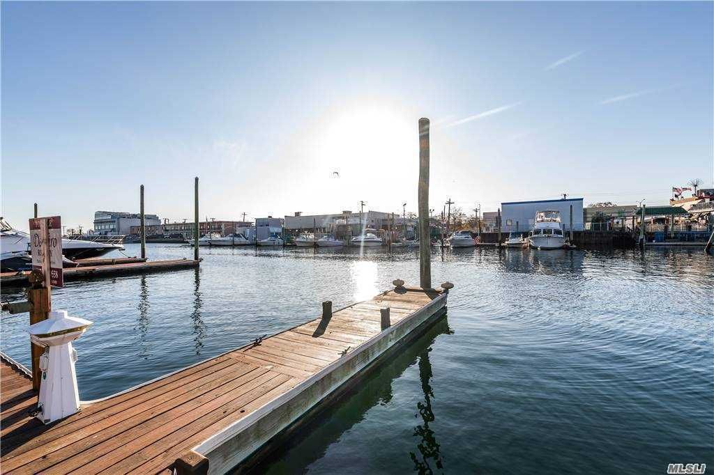 2 Bed 1 Bath Property, New York • 1,584 Sq Ft