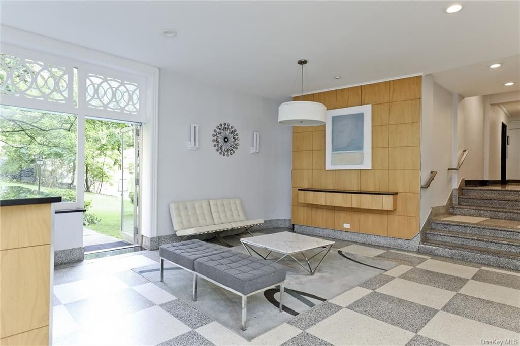 4 Bed 2 Bath Property, New York • 1,600 Sq Ft