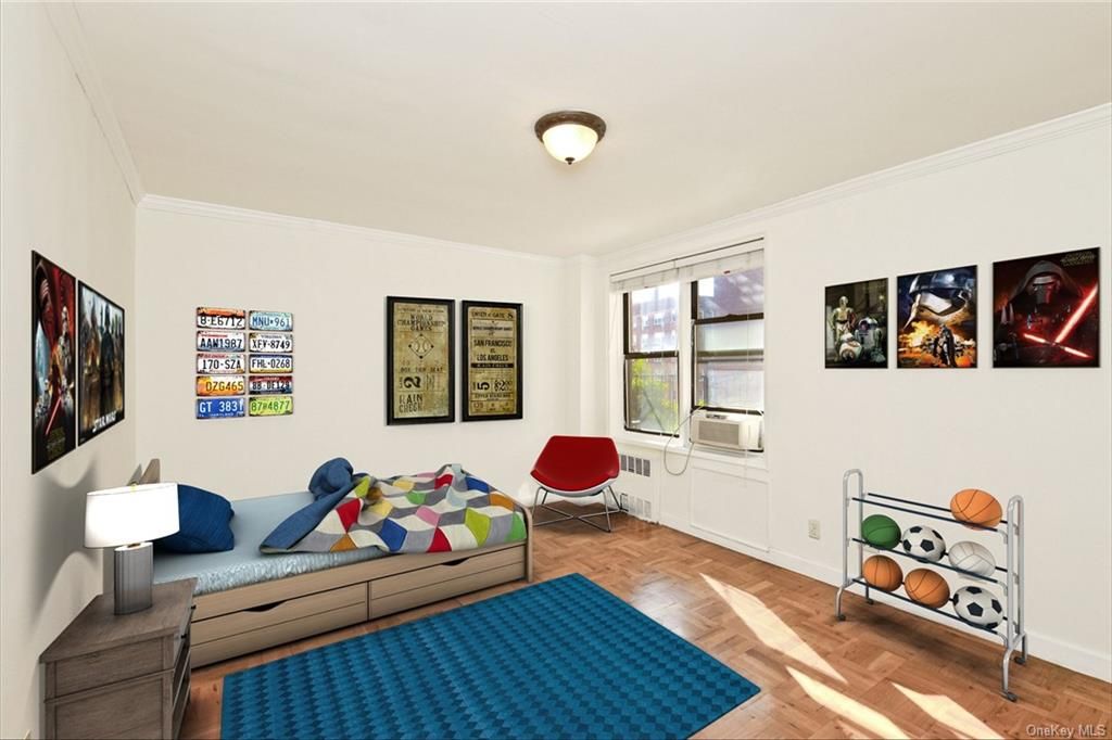 4 Bed 2 Bath Property, New York • 1,600 Sq Ft
