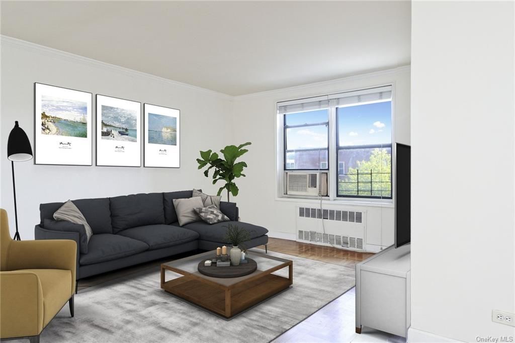 4 Bed 2 Bath Property, New York • 1,600 Sq Ft