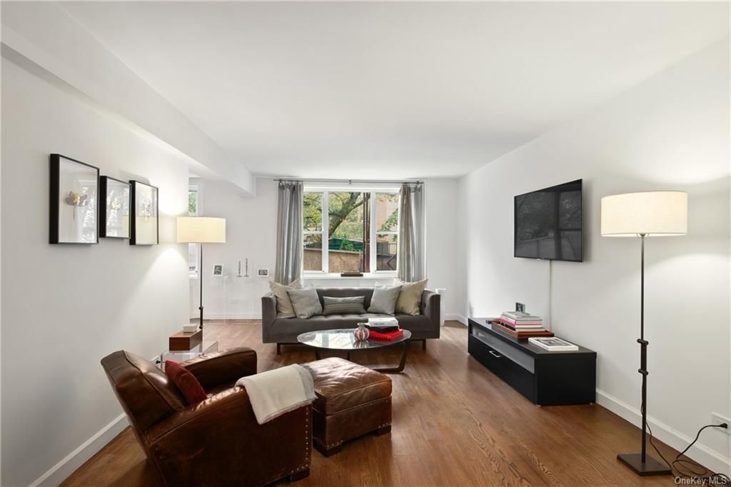 2 Bed 2 Bath Property, New York • 1,150 Sq Ft
