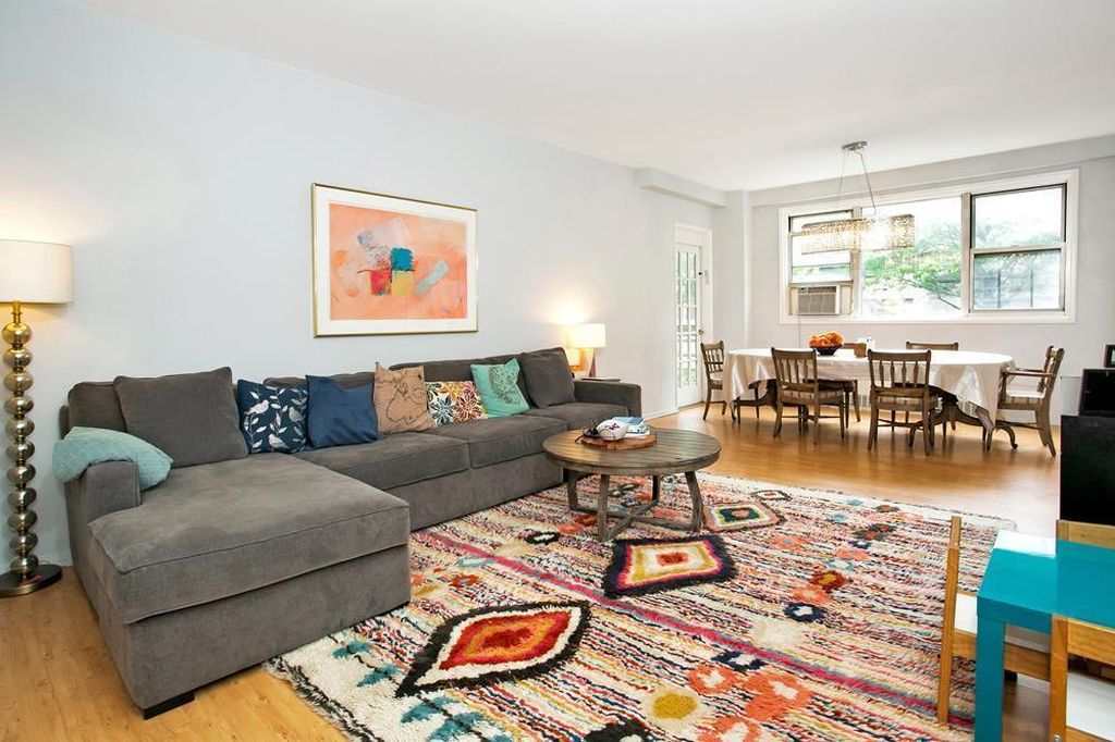 4 Bed 2 Bath Property, New York • 1,700 Sq Ft
