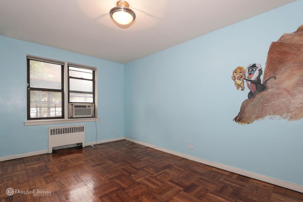 2 Bed 2 Bath Property, New York • 1,250 Sq Ft