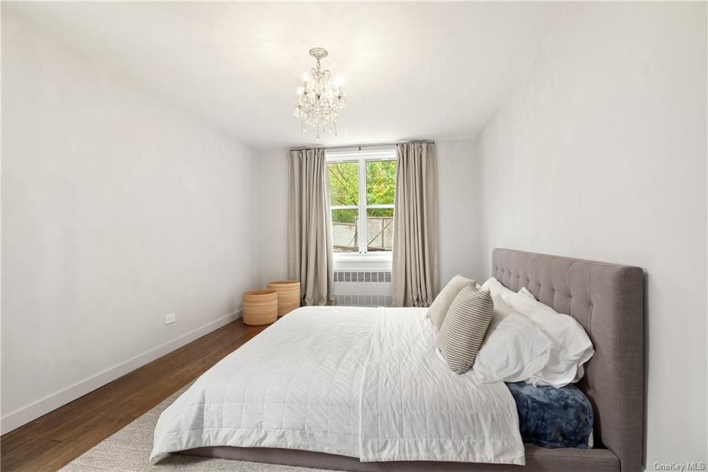 2 Bed 2 Bath Property, New York • 1,150 Sq Ft